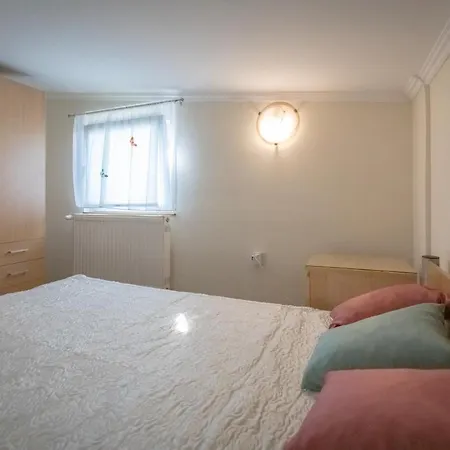 Konukevi Orgona Vendeghaz 3*