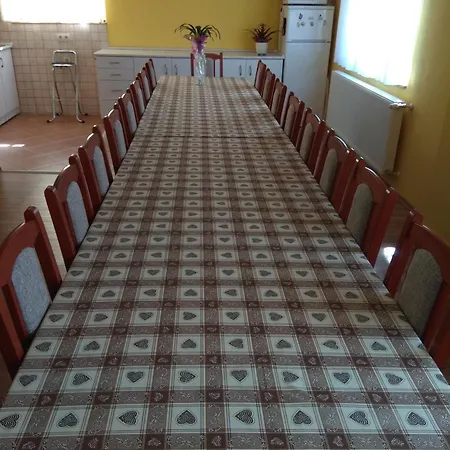 Konukevi Orgona Vendeghaz