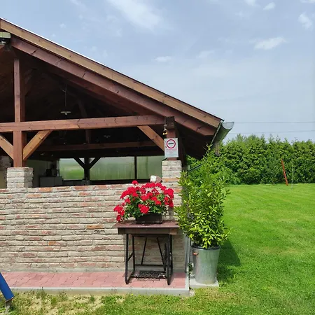 Konukevi Orgona Vendeghaz