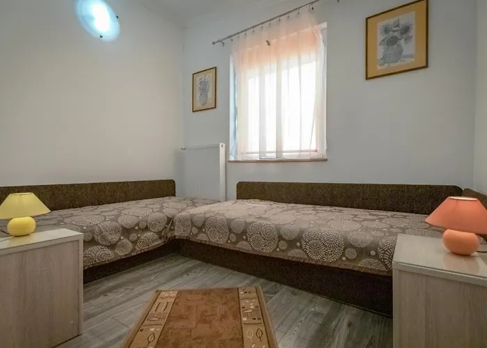 Orgona Vendeghaz 3* Murakeresztur